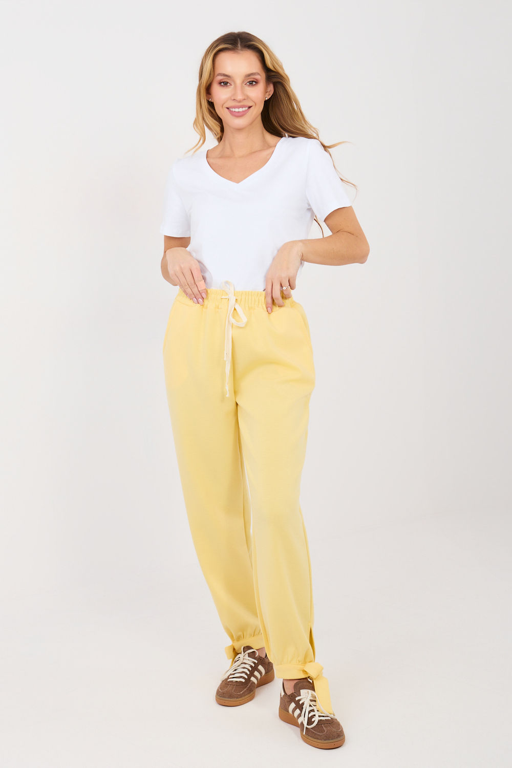 Spodnie Dresowe Model MI-SP-P6845.68 Light Yellow - Italy Moda223782 - Żółty