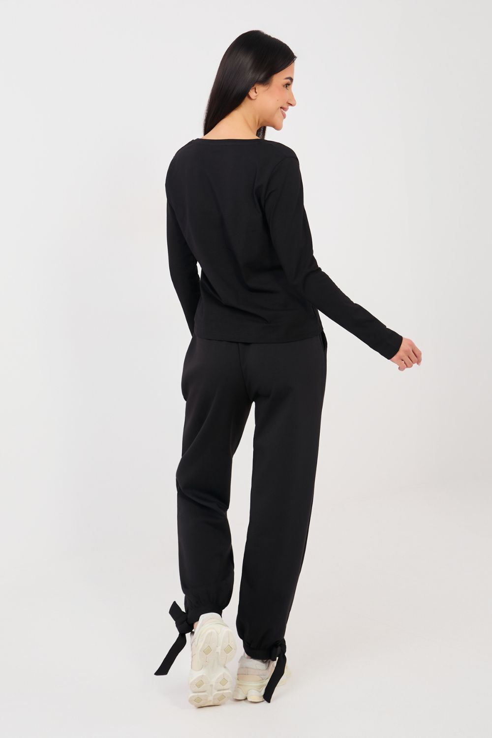 Spodnie Dresowe Model MI-SP-P6845.68 Black - Italy Moda223783 - Czarny - obrazek 4