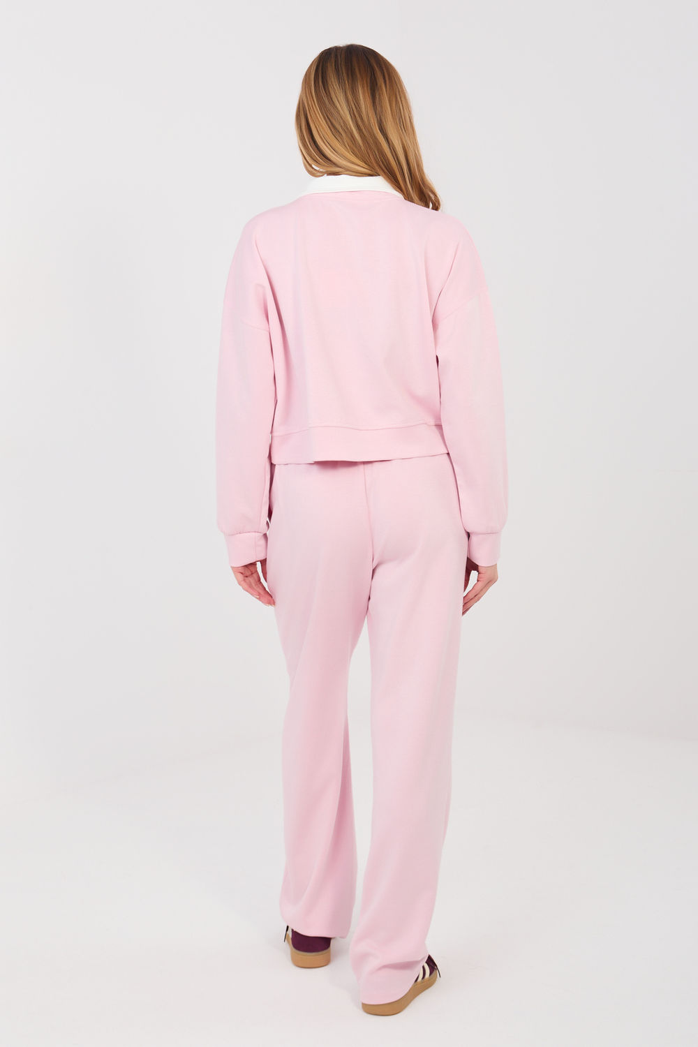 Spodnie Komplet Model IT-KMPL-22212.36 Light Pink - Italy Moda224206 - Różowy - obrazek 2