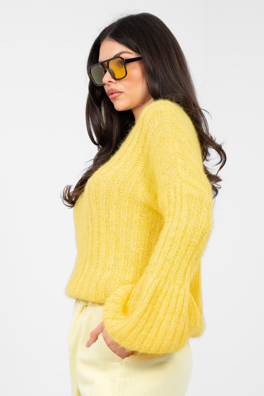 Sweter Damski Model MI-SW-9642.01 Yellow - Italy Moda224367 - Żółty - obrazek 4