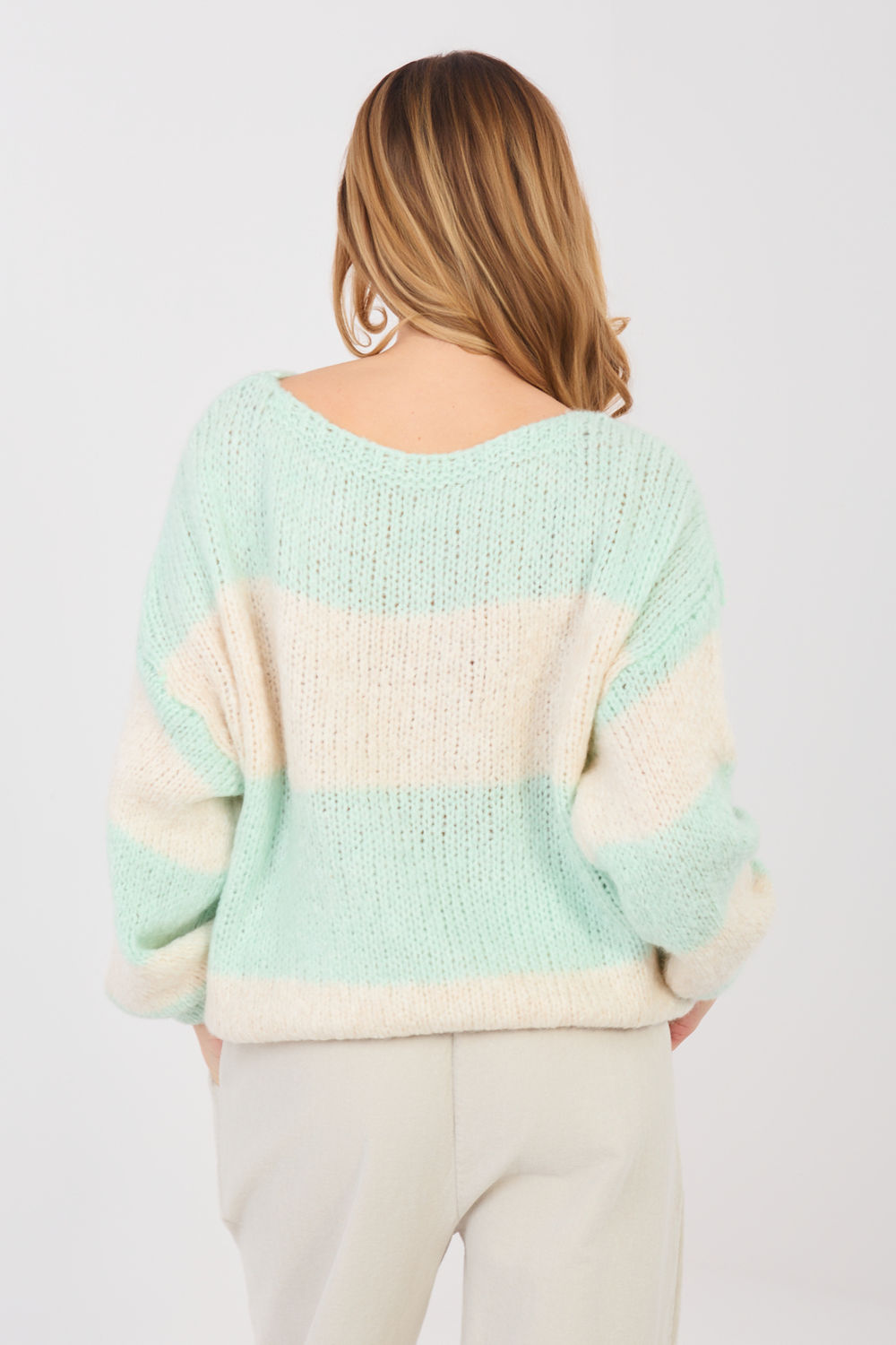Sweter Damski Model MI-SW-0203.71 Mint - Italy Moda224392 - Zielony - obrazek 3