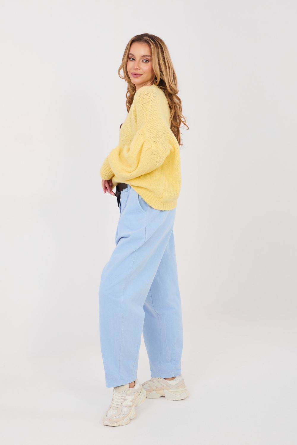 Spodnie Damskie Model MI-SP-2690.00 Light Blue - Italy Moda224381 - Niebieski - obrazek 3