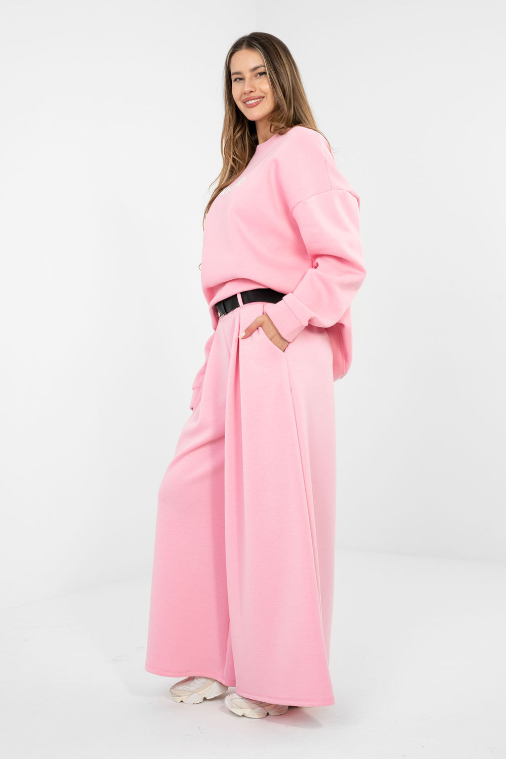 Spodnie Dresowe Model IT-SP-17872.29 Pink - Rue Paris224595 - Różowy - obrazek 2