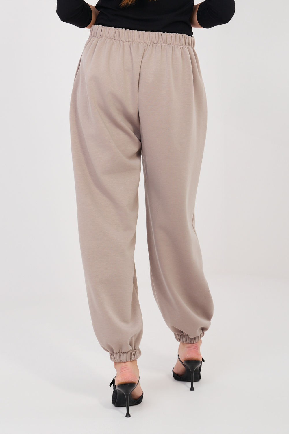 Spodnie Dresowe Model IT-SP-9995.12P Dark Beige - Italy Moda224833 - Beżowy - obrazek 3