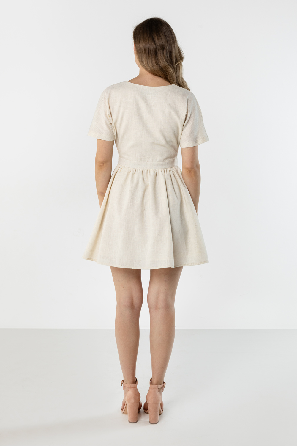 Sukienka Model A769 Beige - awama225313 - Beżowy - obrazek 3