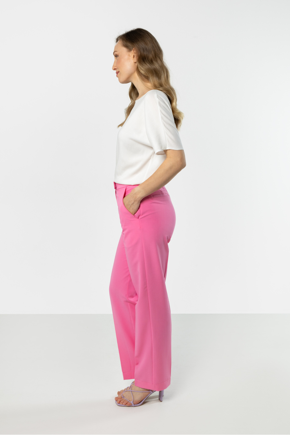 Spodnie Damskie Model A766 Pink - awama225321 - Różowy - obrazek 2