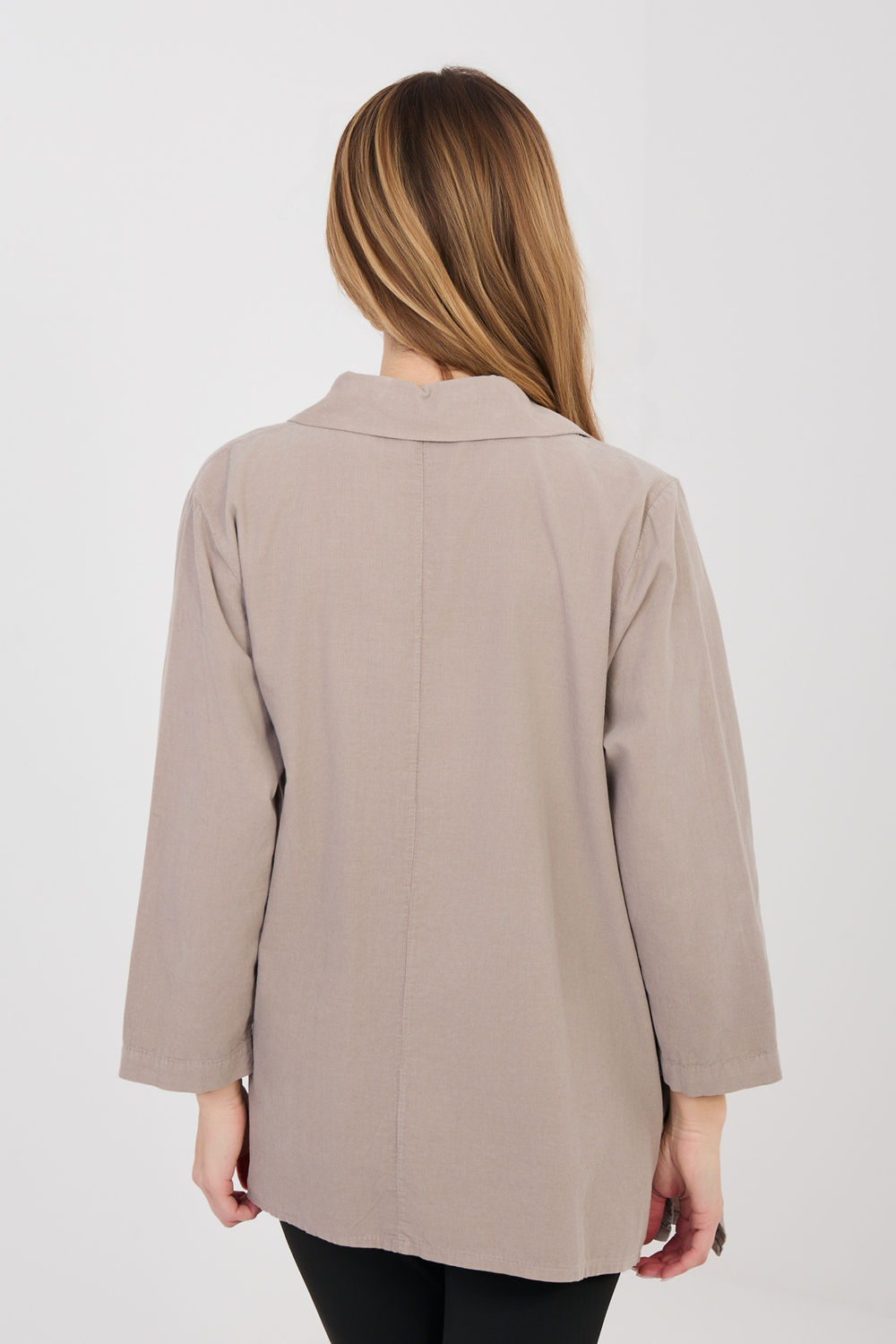 Koszula Damski Model IT-KS-FL10188.27 Dark Beige - Rue Paris225421 - Beżowy - obrazek 3