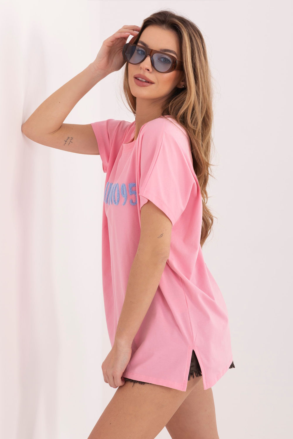 Tshirt Damski Model RV-TS-A1206.84 Light Pink - Relevance225480 - Różowy - obrazek 3