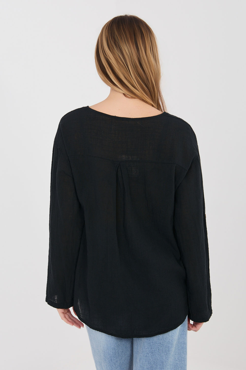 Bluzka Model IT-BZ-3130.21 Black - Italy Moda225506 - Czarny - obrazek 3