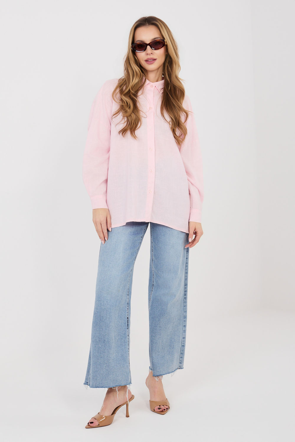 Koszula Damska Model IT-KS-3060.23 Light Pink - Italy Moda225514 - Różowy - obrazek 2
