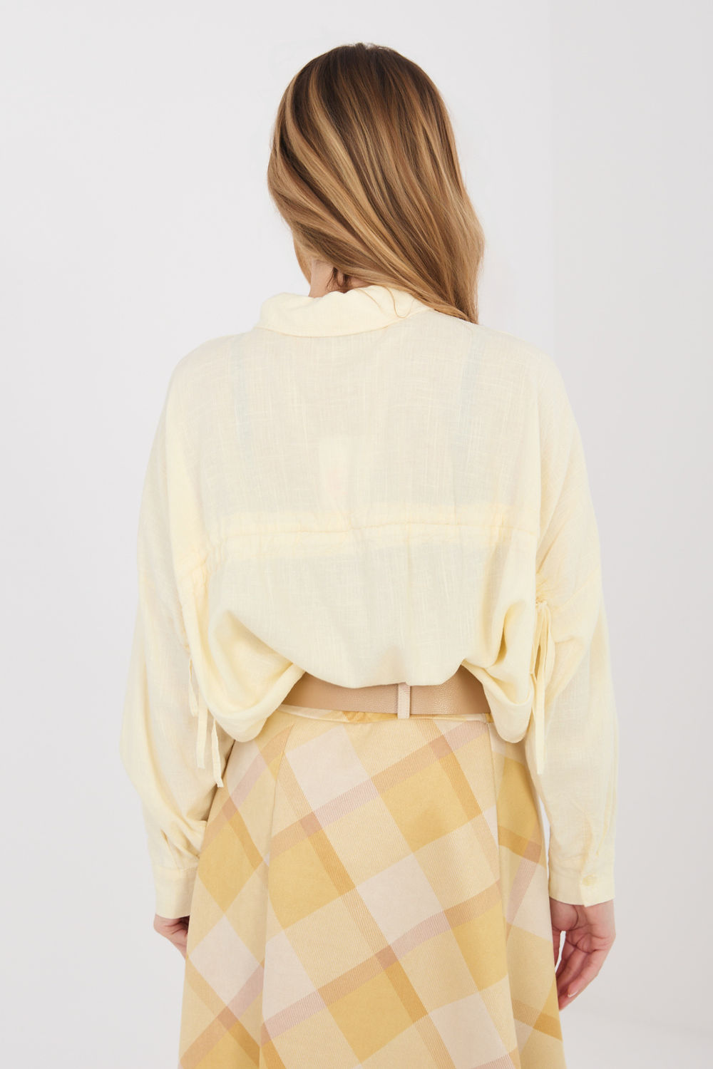 Koszula Damska Model IT-KS-3060.23 Light Yellow - Italy Moda225515 - Żółty - obrazek 3