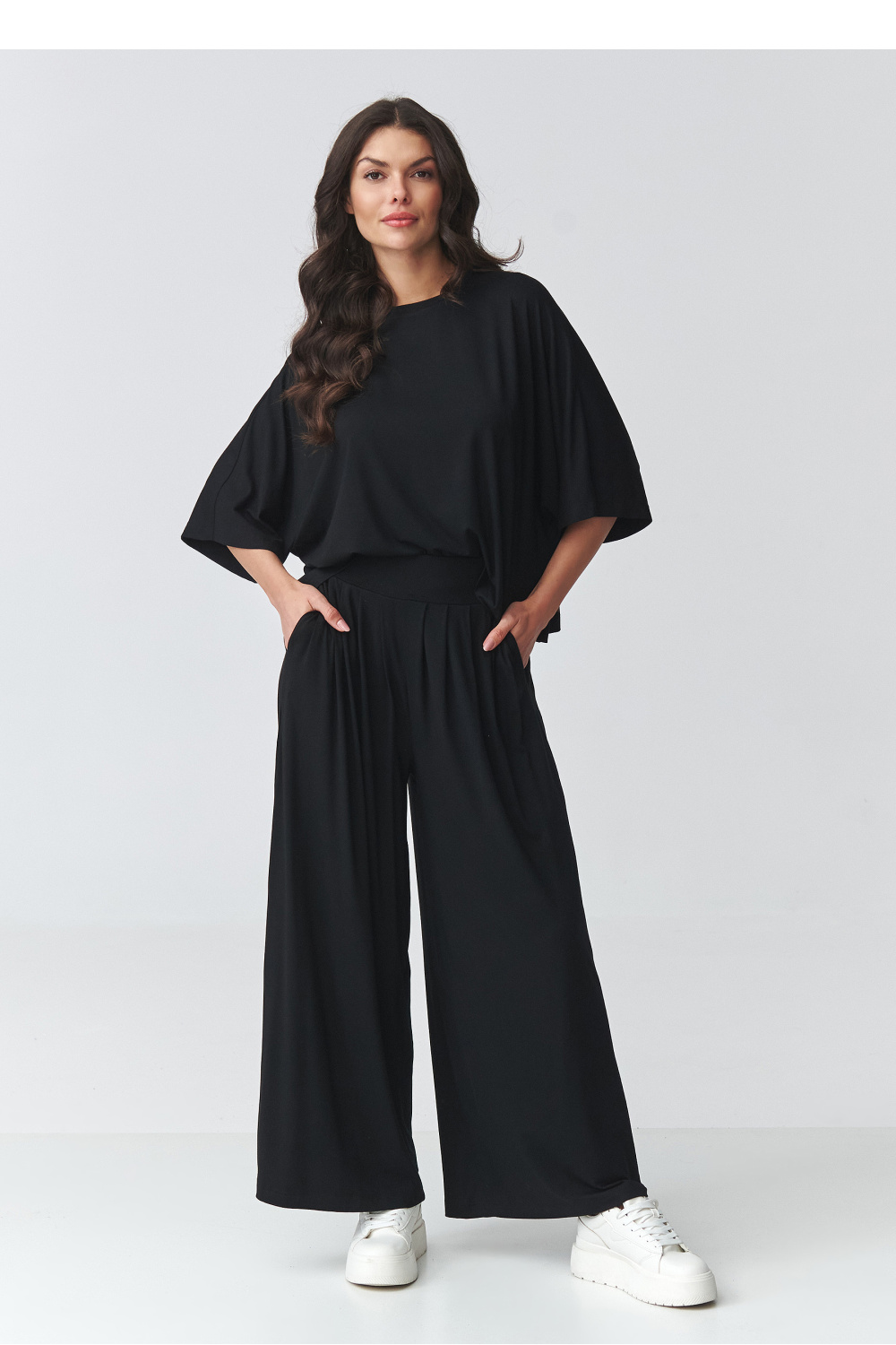 Spodnie Komplet Model M926 Black - Makadamia225656 - Czarny