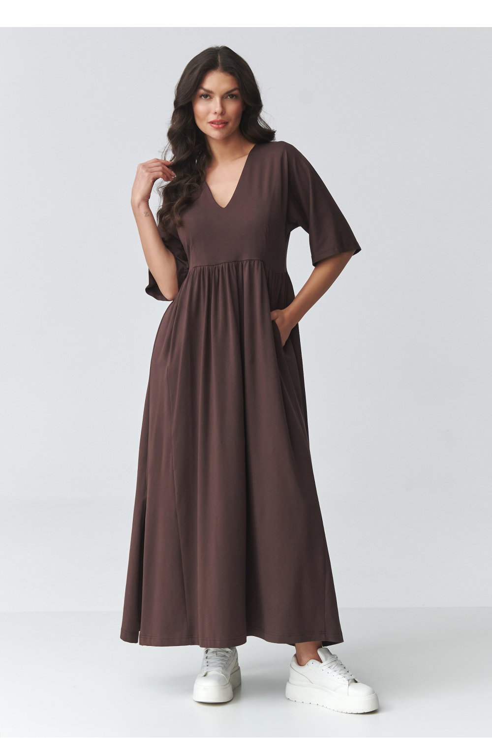 Sukienka Model M933 Dark Chocolate - Makadamia225699 - Brązowy - obrazek 2