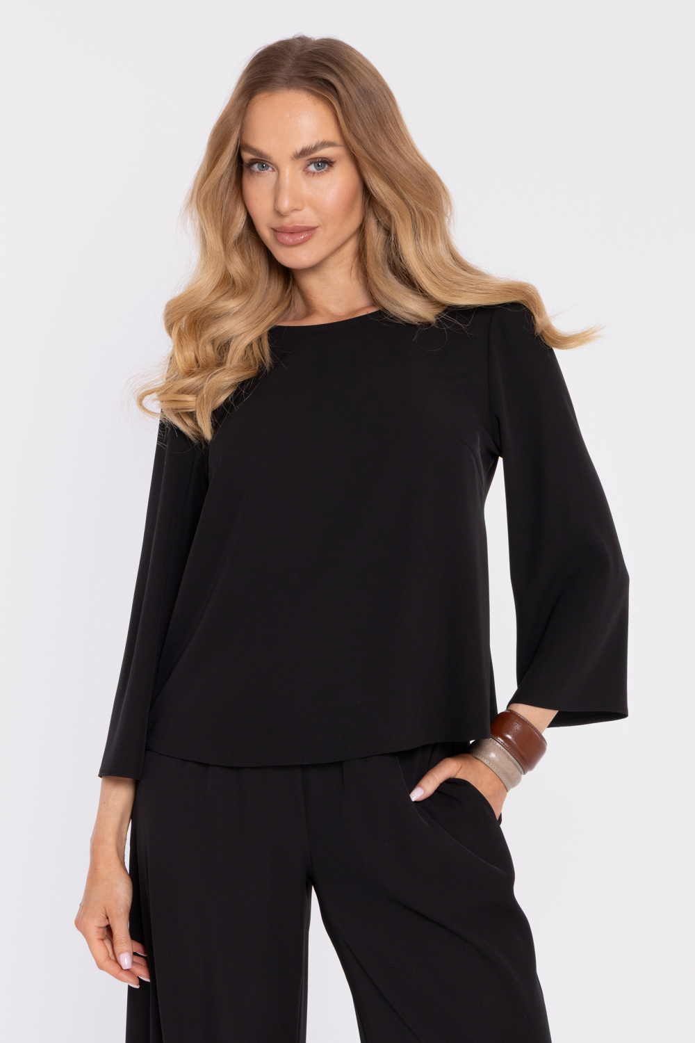 Bluzka Model MOE905 Black - Moe225930 - Czarny