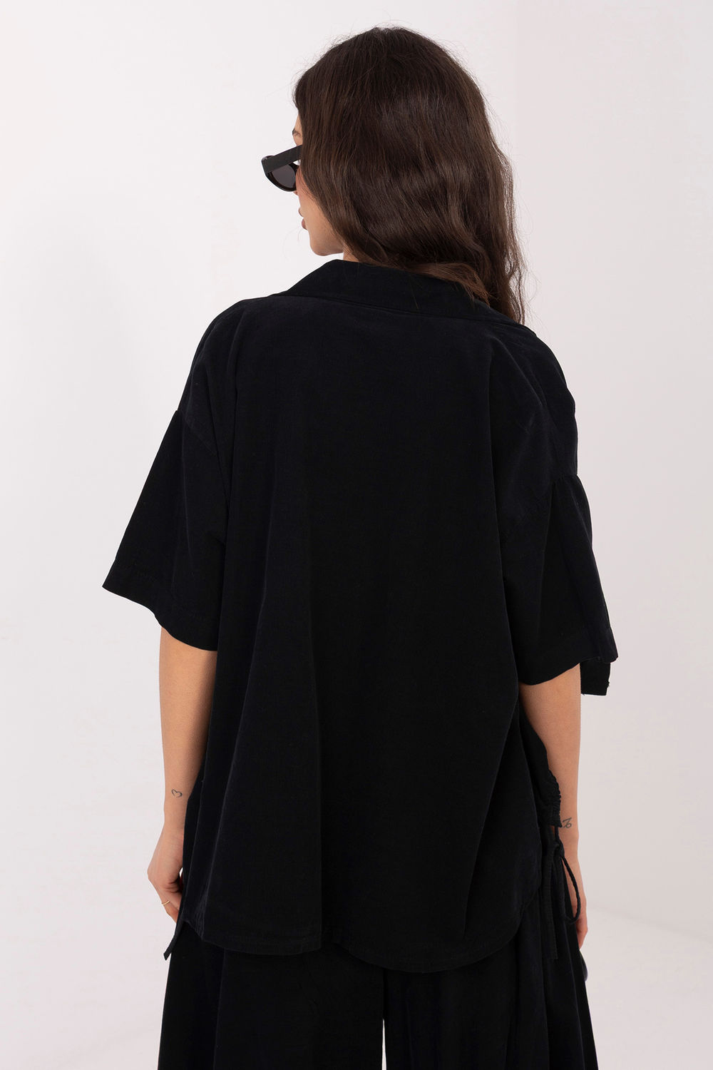 Koszula Damska Model IT-KS-FL10320.12 Black - Italy Moda226020 - Czarny - obrazek 3