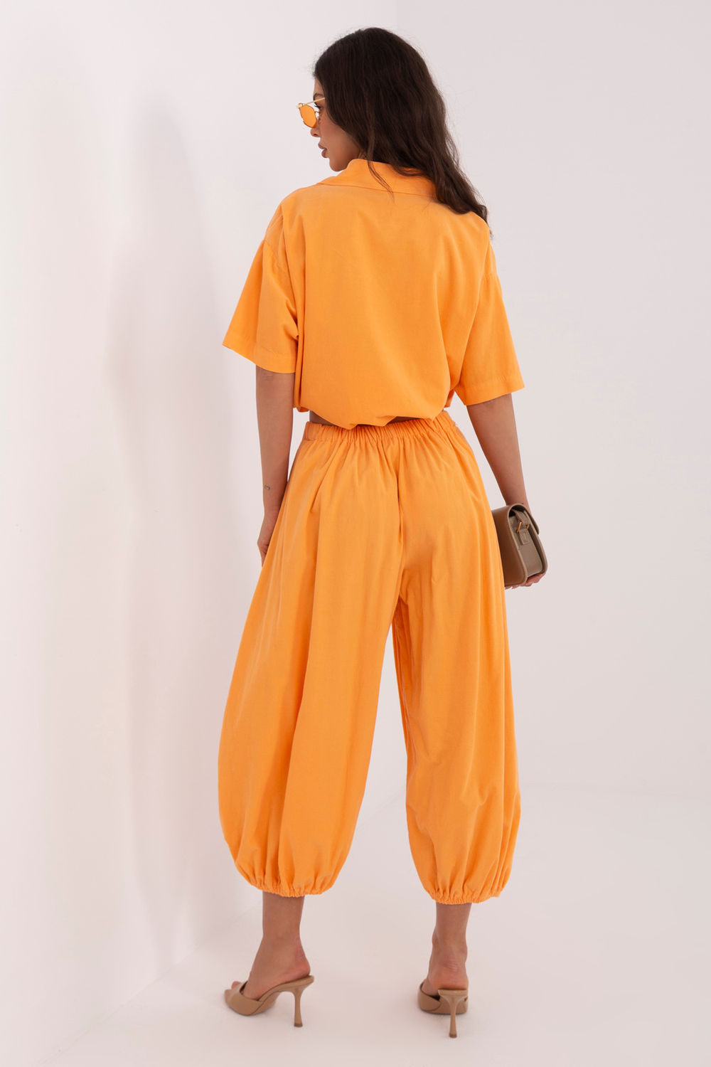 Spodnie Damskie Model IT-SP-FL10309-1.02 Light Orange - Italy Moda226228 - Pomarańczowy - obrazek 2