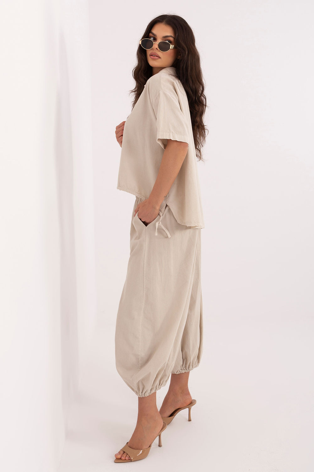 Spodnie Damskie Model IT-SP-FL10309-1.02 Beige - Italy Moda226233 - Beżowy - obrazek 2