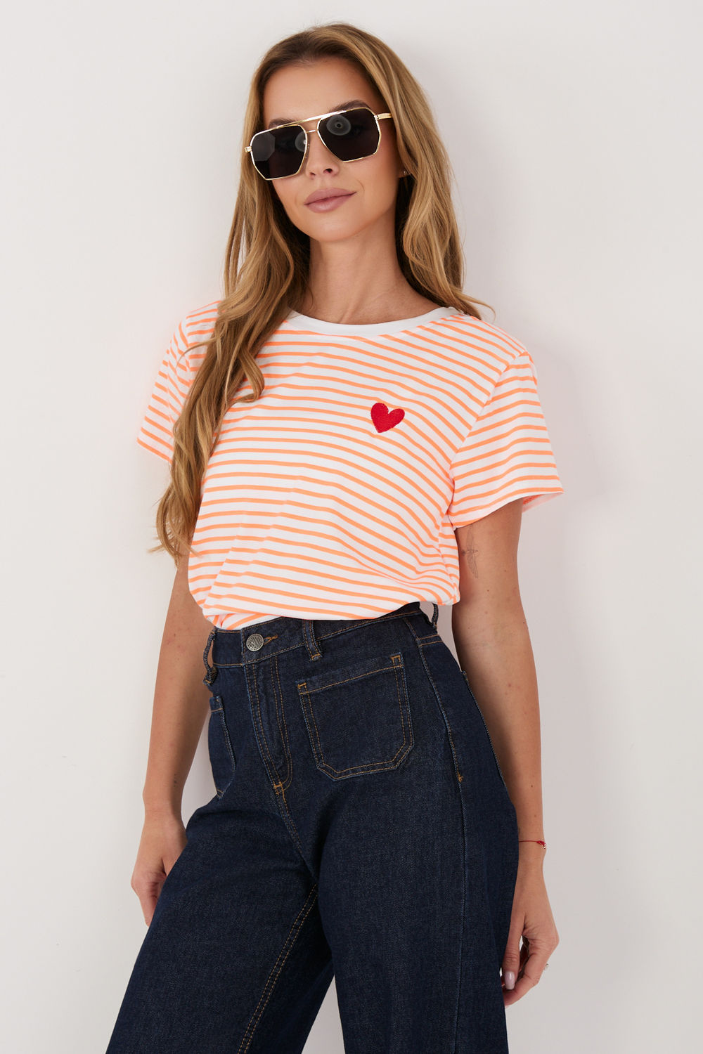 Tshirt Damski Model IT-TS-22397.89 White - Italy Moda226437 - Biały - obrazek 3