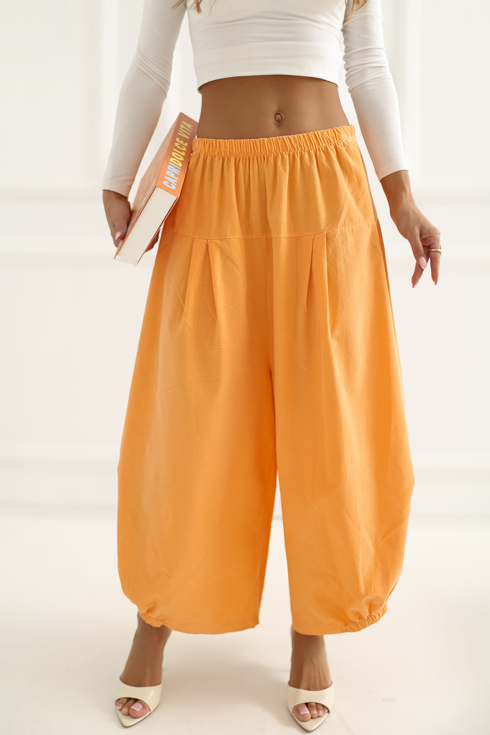Spodnie Damskie Model IT-SP-FL9321.95 Light Orange - Italy Moda226454 - Pomarańczowy