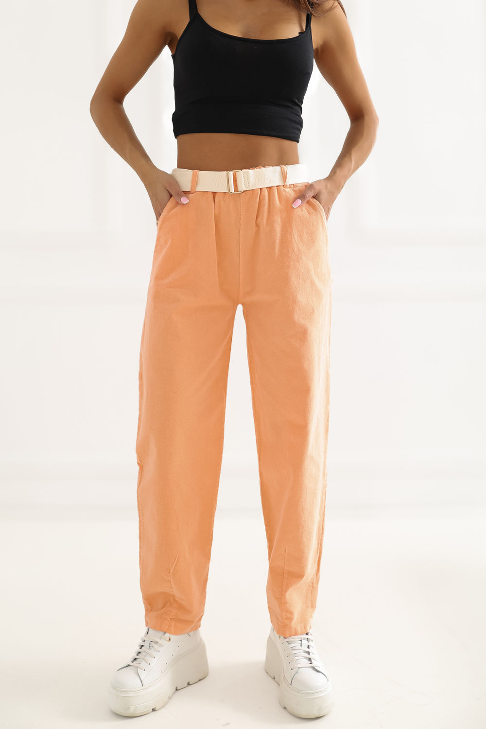 Spodnie Damskie Model IT-SP-26016.85 Light Orange - Italy Moda226458 - Pomarańczowy - obrazek 4