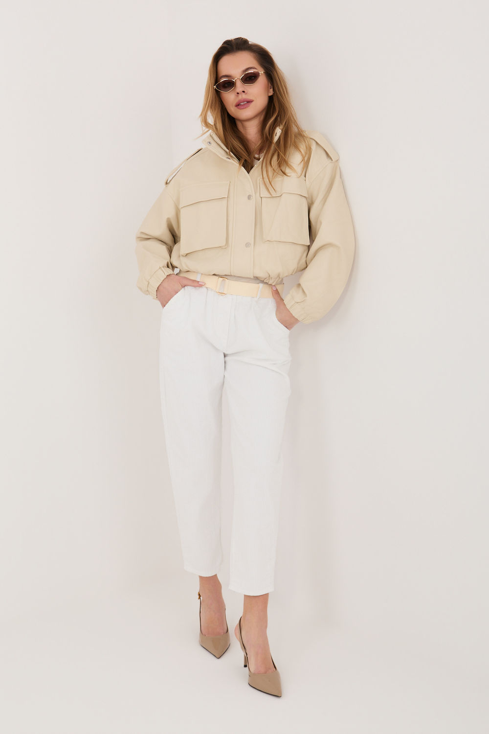 Spodnie Damskie Model IT-SP-242979.90 Ecru - Italy Moda226481 - Beżowy