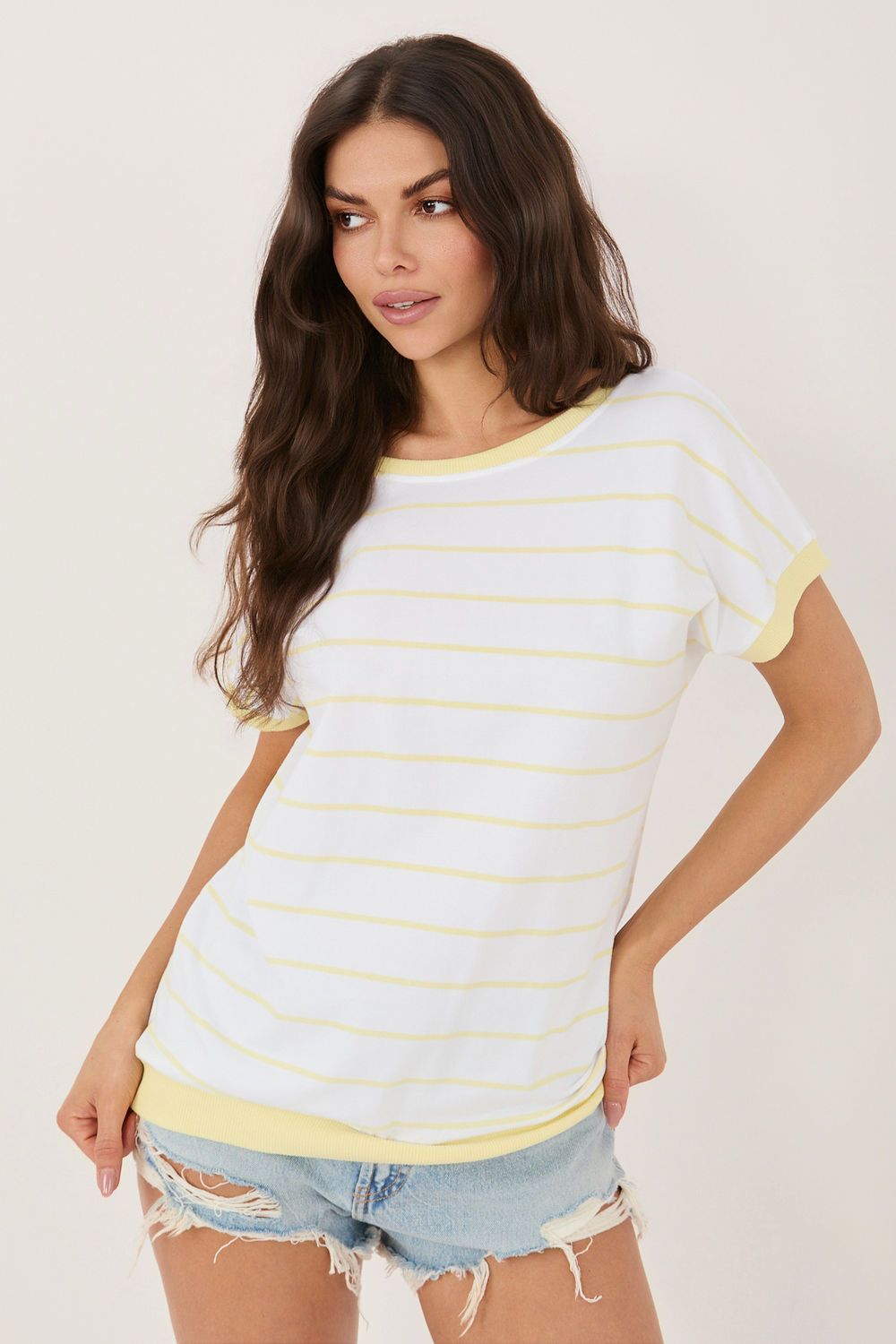 Bluzka Model RV-BZ-A1243.13P Light Yellow - Relevance227047 - Żółty