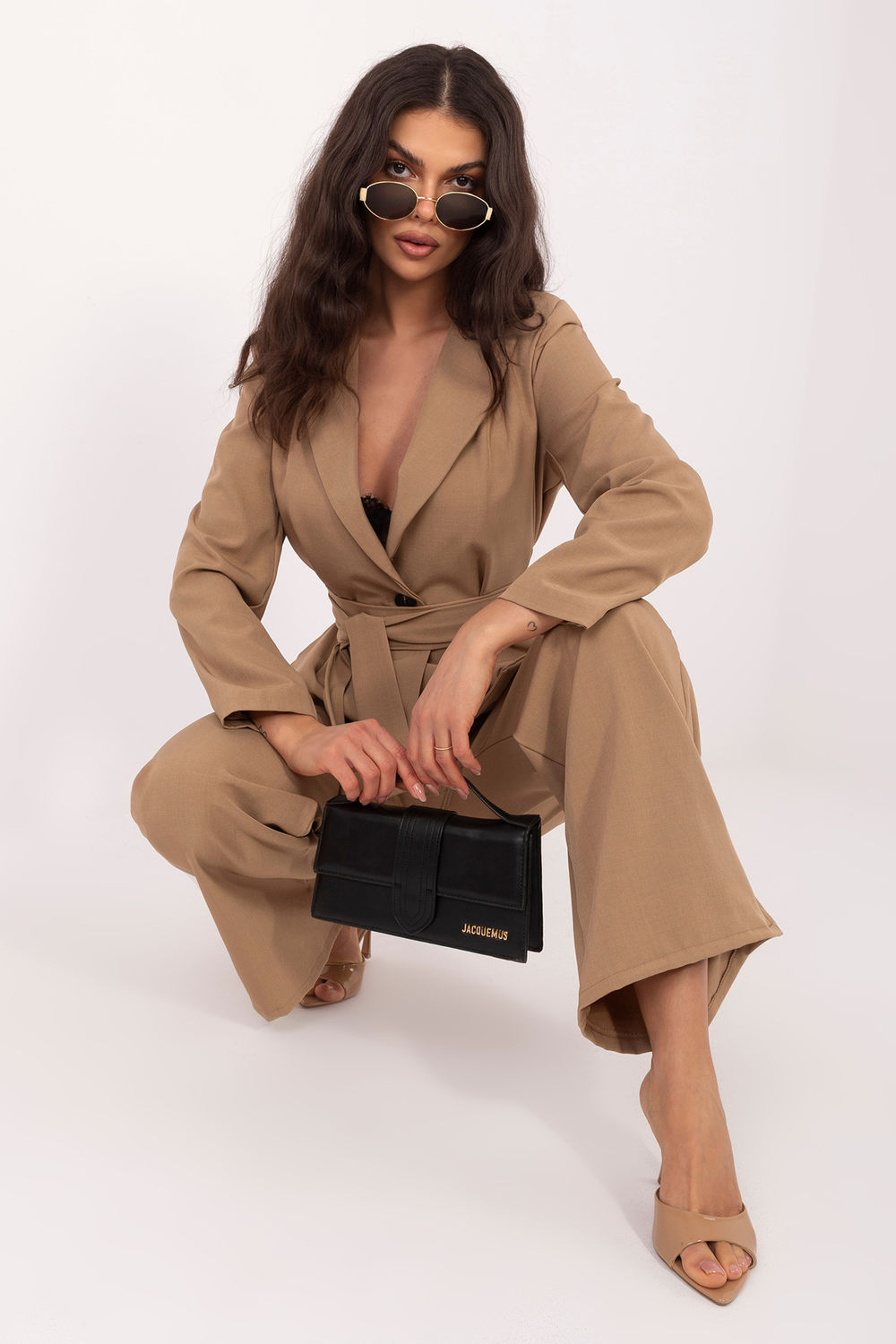Spodnie Komplet Model MI-KMPL-A2943.85 Camel - Italy Moda227872 - Brązowy - obrazek 2