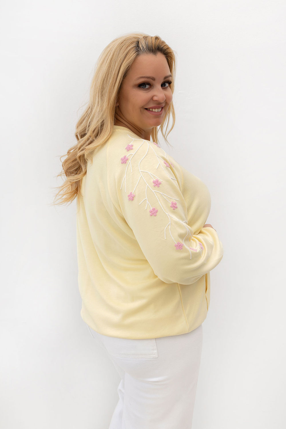 Bluza Damska Model RV-BL-A1210.98 Light Yellow - Relevance228061 - Żółty - obrazek 3