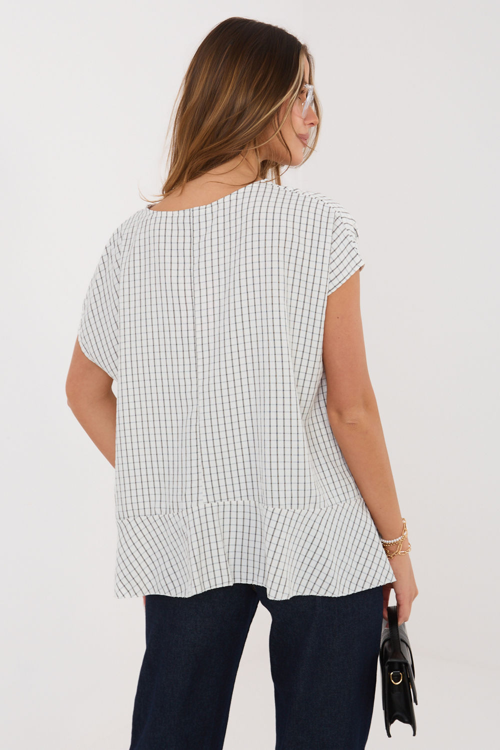 Bluzka Model IT-BZ-FL10332.80 Ecru - Italy Moda228461 - Beżowy - obrazek 3