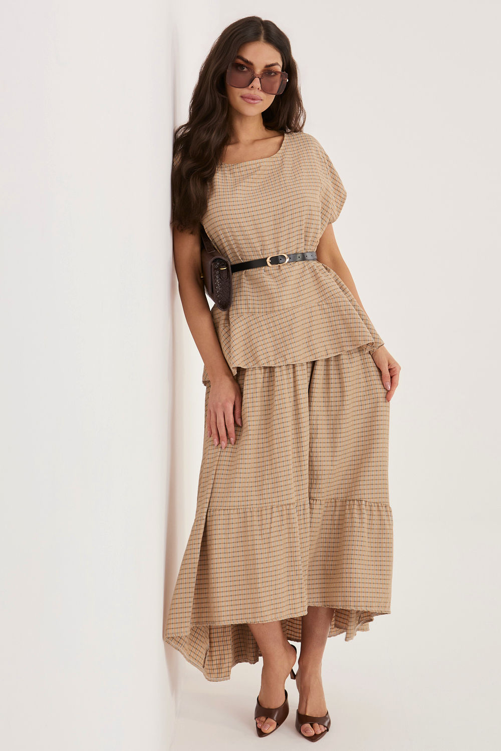 Bluzka Model IT-BZ-FL10332.80 Camel - Italy Moda228464 - Brązowy - obrazek 2