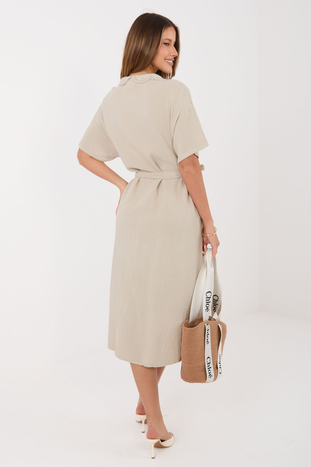 Sukienka Model MI-SK-3426.91 Beige - Italy Moda228878 - Beżowy - obrazek 3