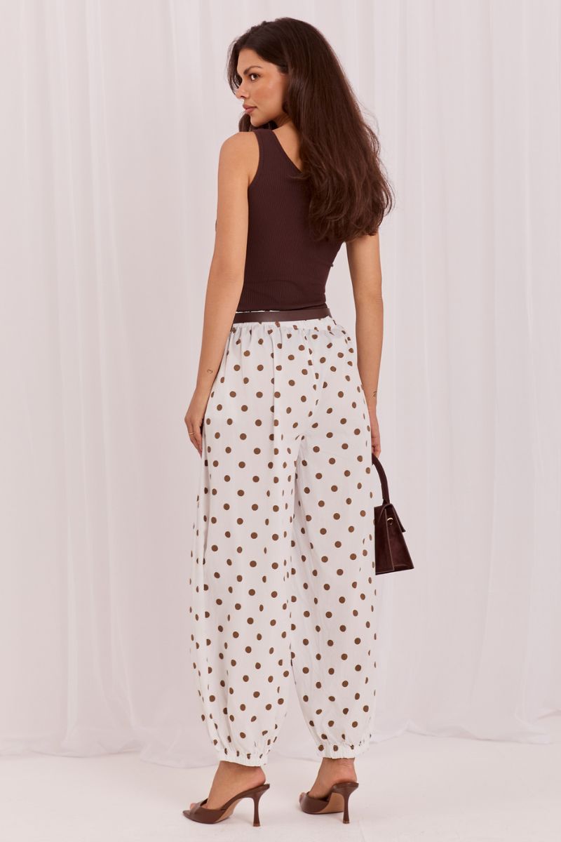 Spodnie Damskie Model MO-SP-13588.95 Ecru - Italy Moda229815 - Beżowy - obrazek 5