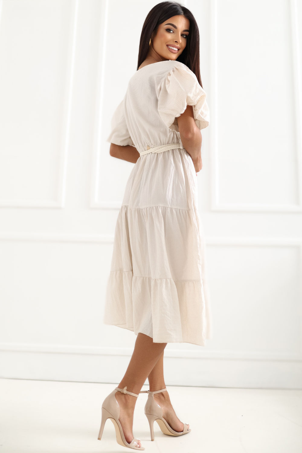 Sukienka Model MO-SK-8849.78 Light Beige - Italy Moda230147 - Beżowy - obrazek 3
