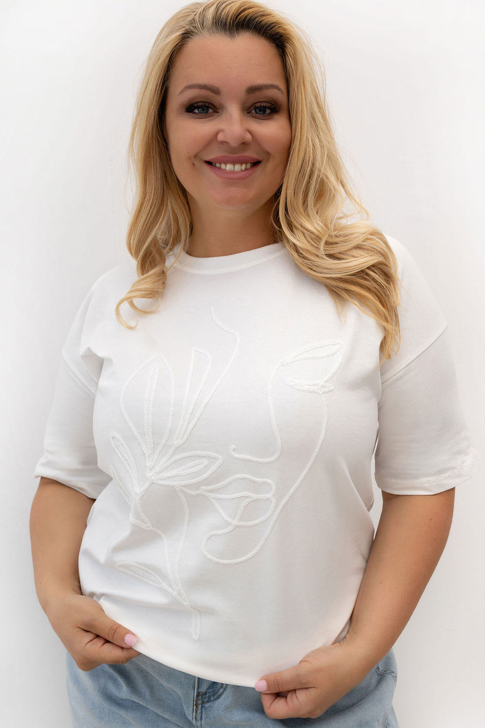 Tshirt Damski Plus Size Model RV-TS-A1331.29P Ecru - Relevance230455 - Beżowy