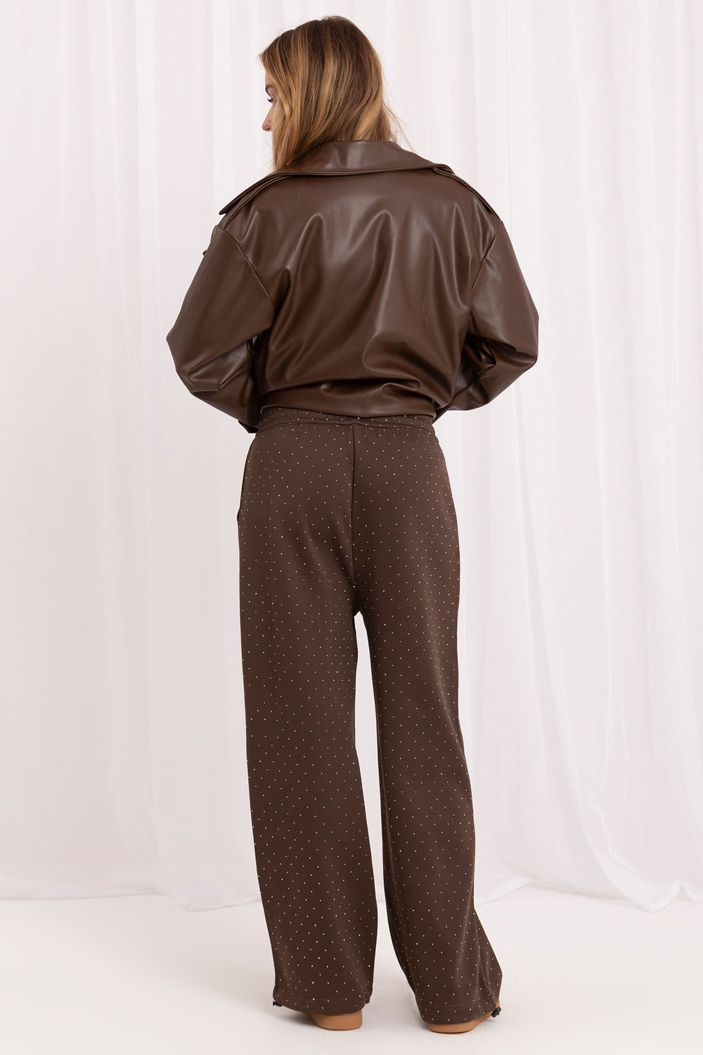 Spodnie Dresowe Model IR-SP-YV5504.66 302016 Brown - Italy Moda230886 - Brązowy - obrazek 3