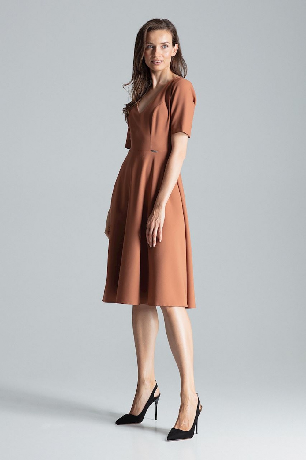 Sukienka Model M673 Brown - Figl135799 - Brązowy - obrazek 4