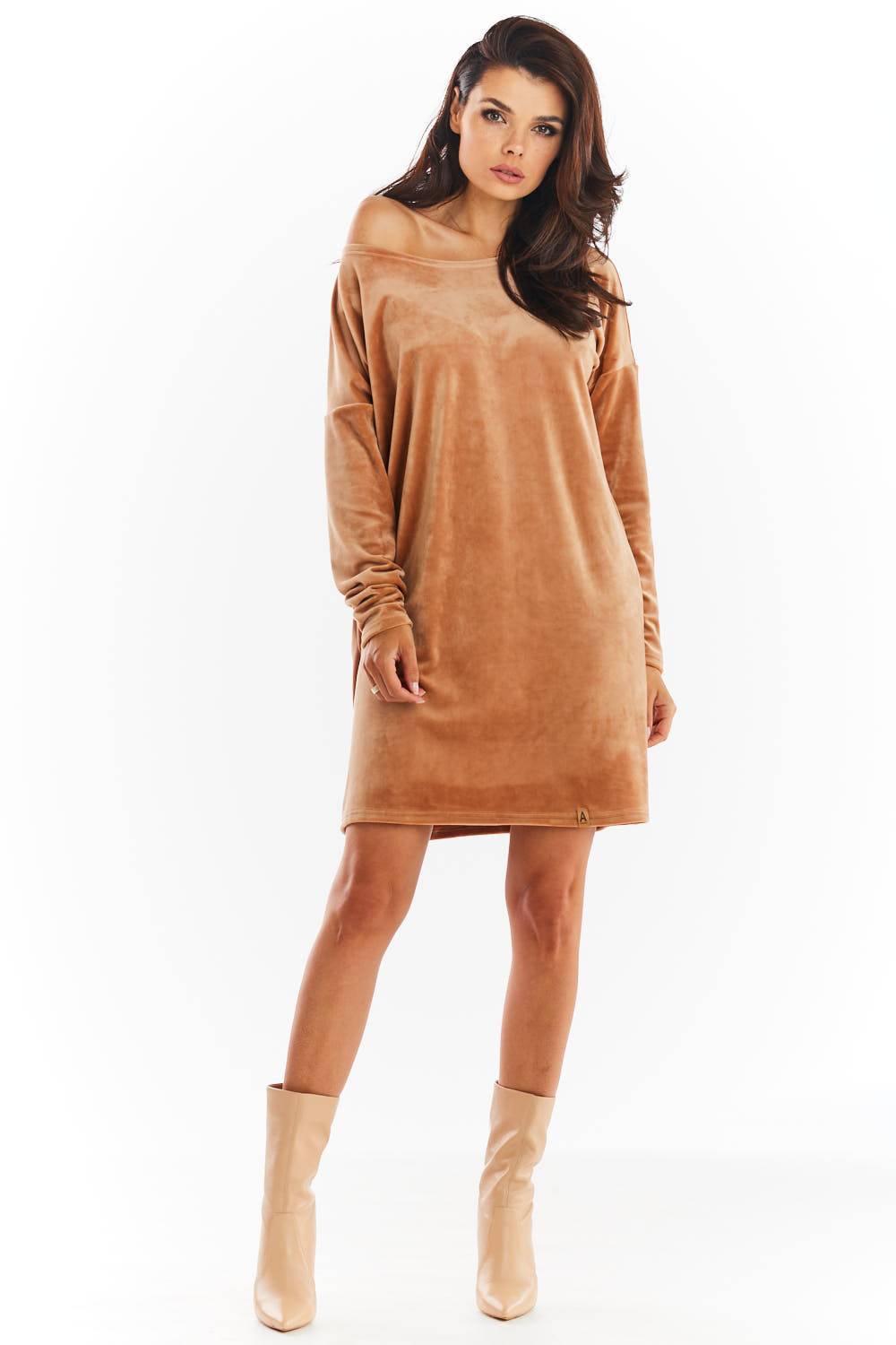 Sukienka Model A370 Beige Welur - awama149795 - Beżowy - obrazek 4