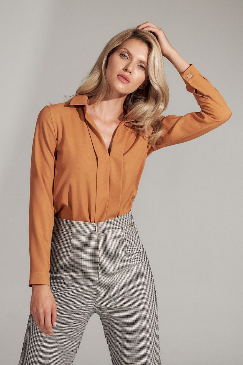 Bluzka Model M732 Brown - Figl150431 - Brązowy
