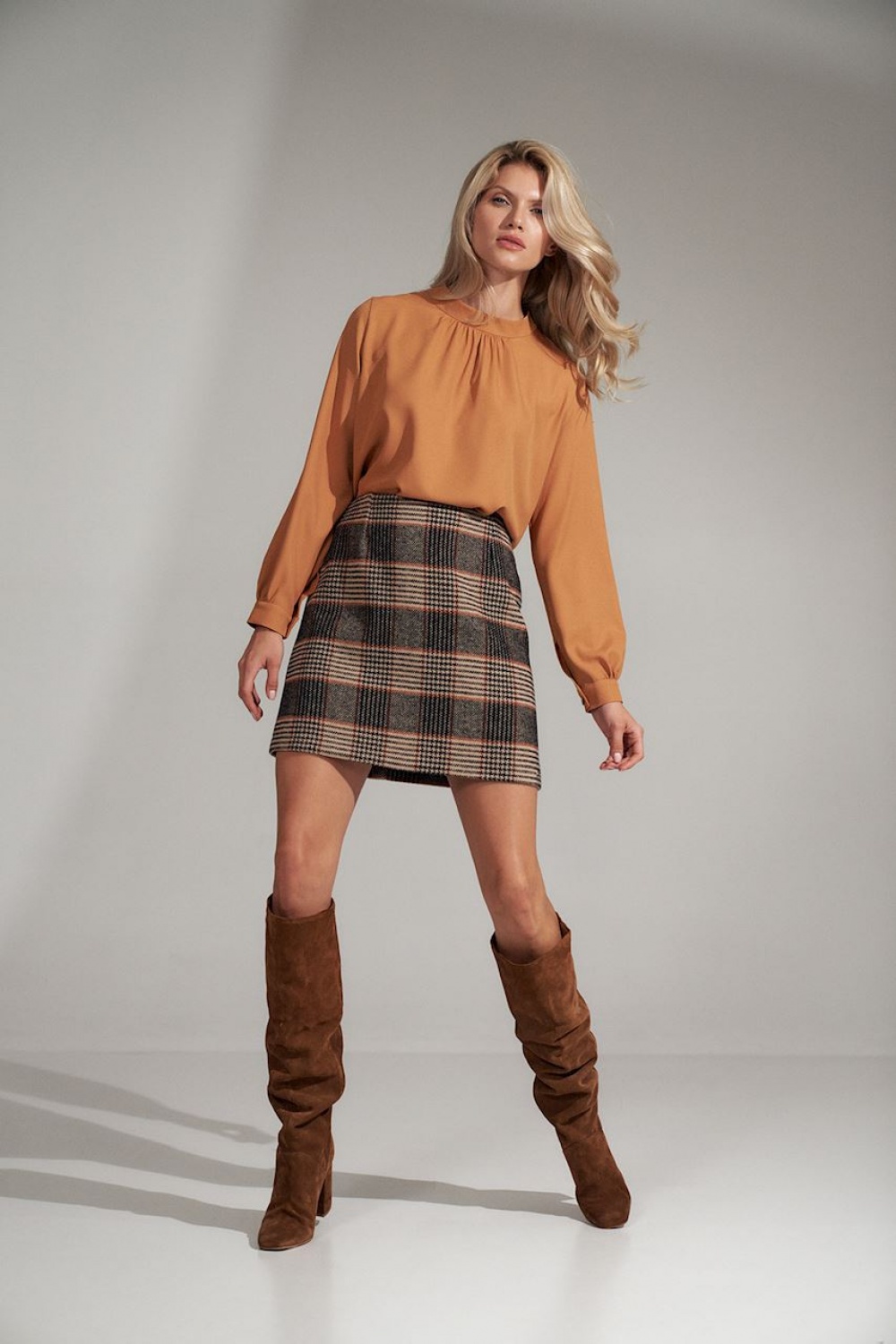 Bluzka Model M730 Brown - Figl150435 - Brązowy - obrazek 2