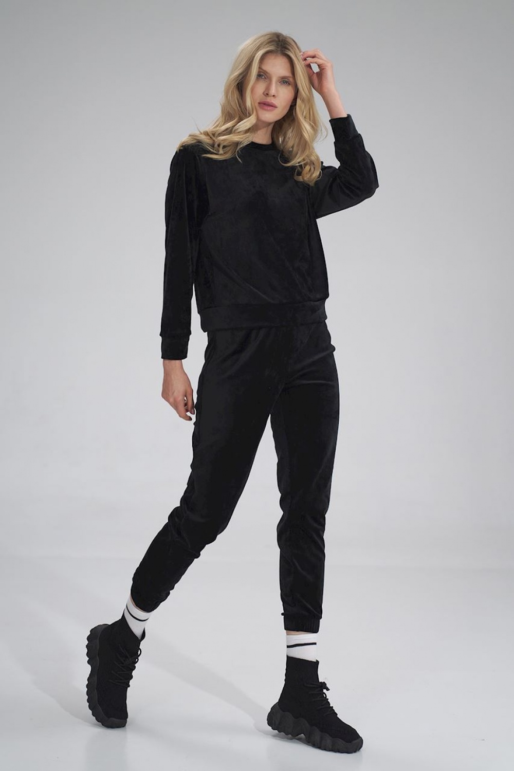 Spodnie Dresowe Model M762 Black - Figl154665 - Czarny