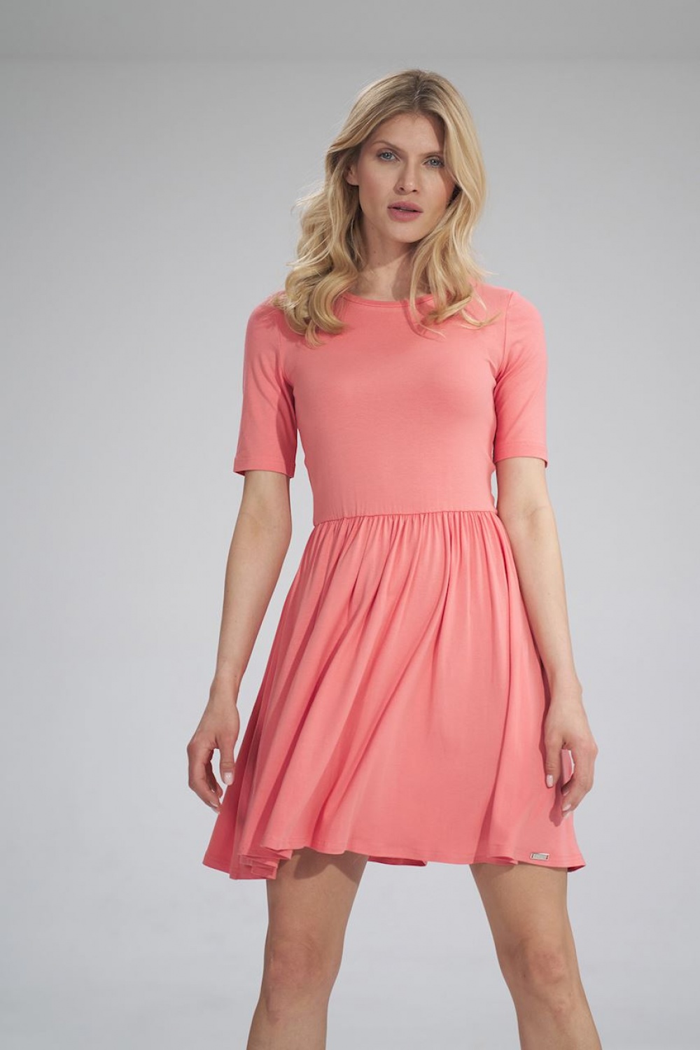 Sukienka Model M751 Coral - Figl154737 - Różowy