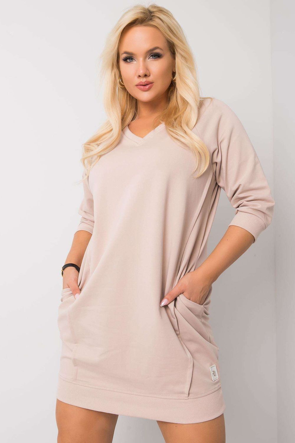 Sukienka Model RV-SK-6847.59P Light Beige - Relevance160084 - Beżowy