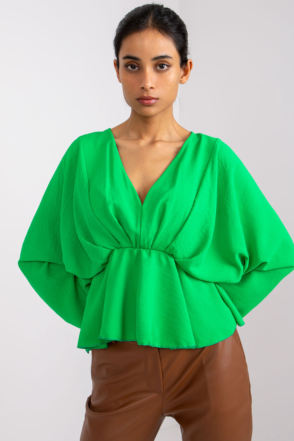 Bluzka Model DHJ-BZ-11979.67 Green - Italy Moda162549 - Zielony - obrazek 2