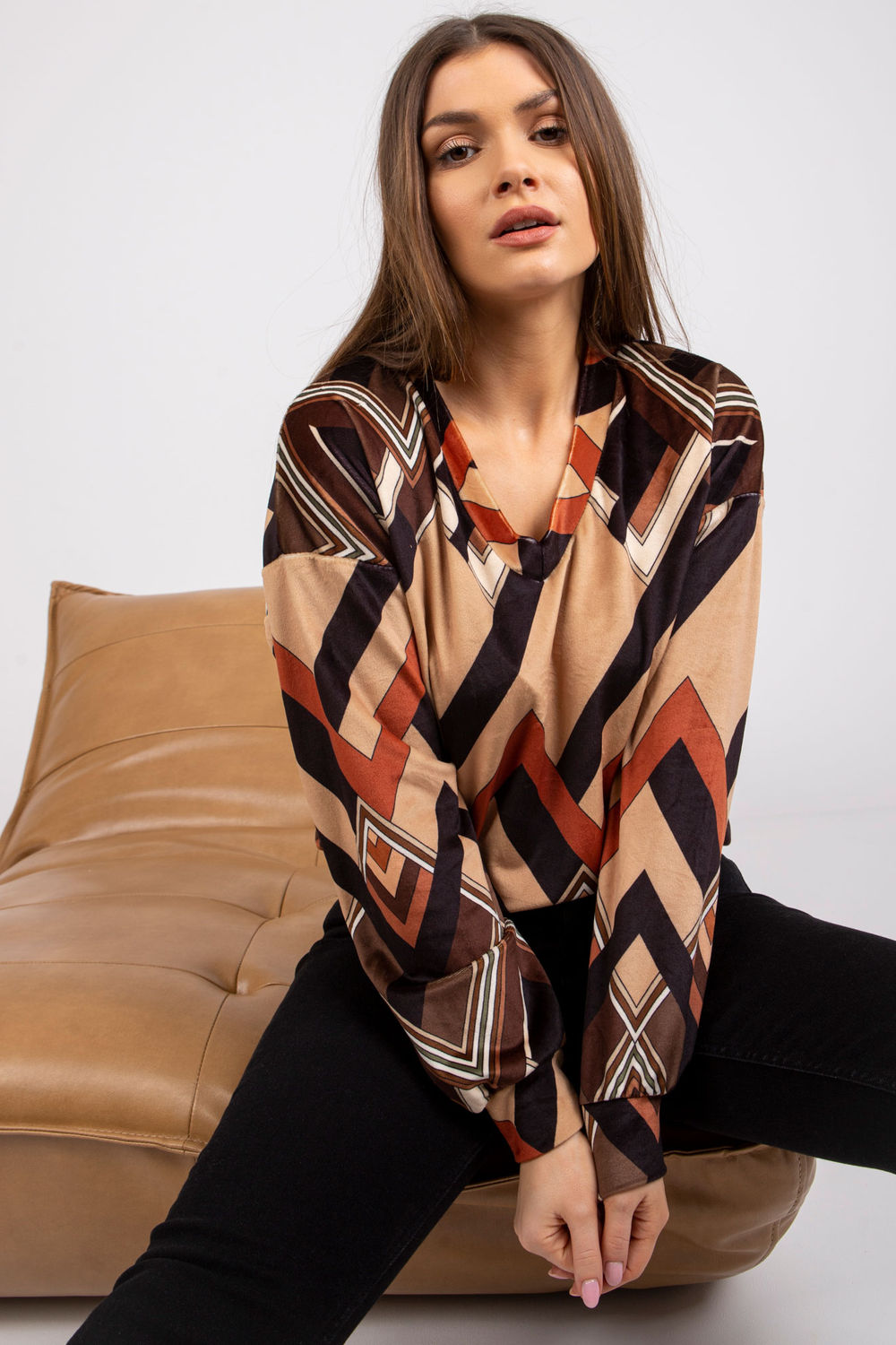 Bluzka Model DHJ-BZ-6033-1.49P Brown - Italy Moda162586 - Brązowy - obrazek 3