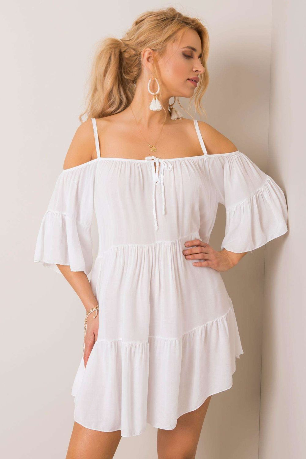Sukienka Model TW-SK-BI-80840.20 White - Och Bella165882 - Biały