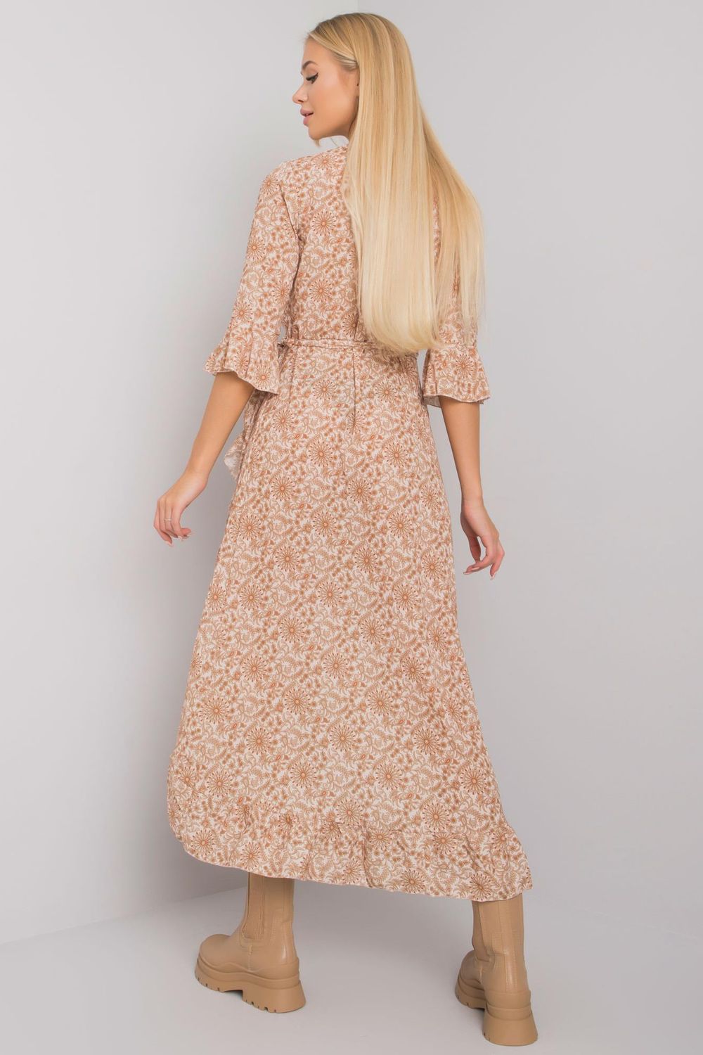 Sukienka model TW-SK-BI-24502-3.46P Beige - Och Bella166065 - Beżowy - obrazek 3