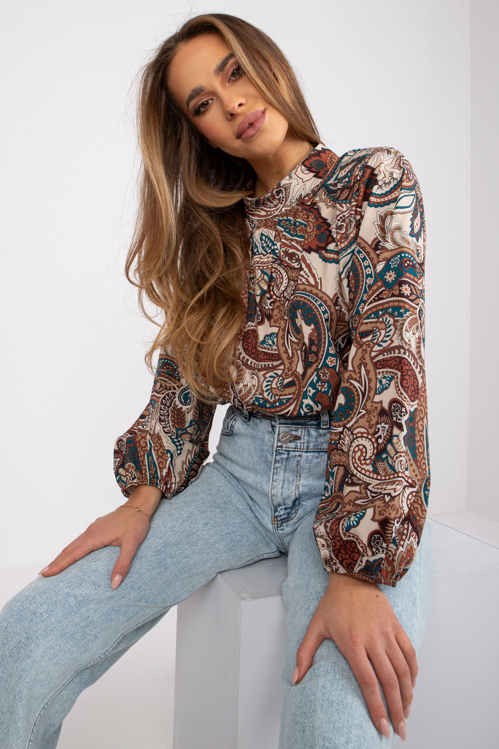 Bluzka Model DHJ-BZ-15170.39 Beige - Italy Moda168824 - Beżowy - obrazek 2