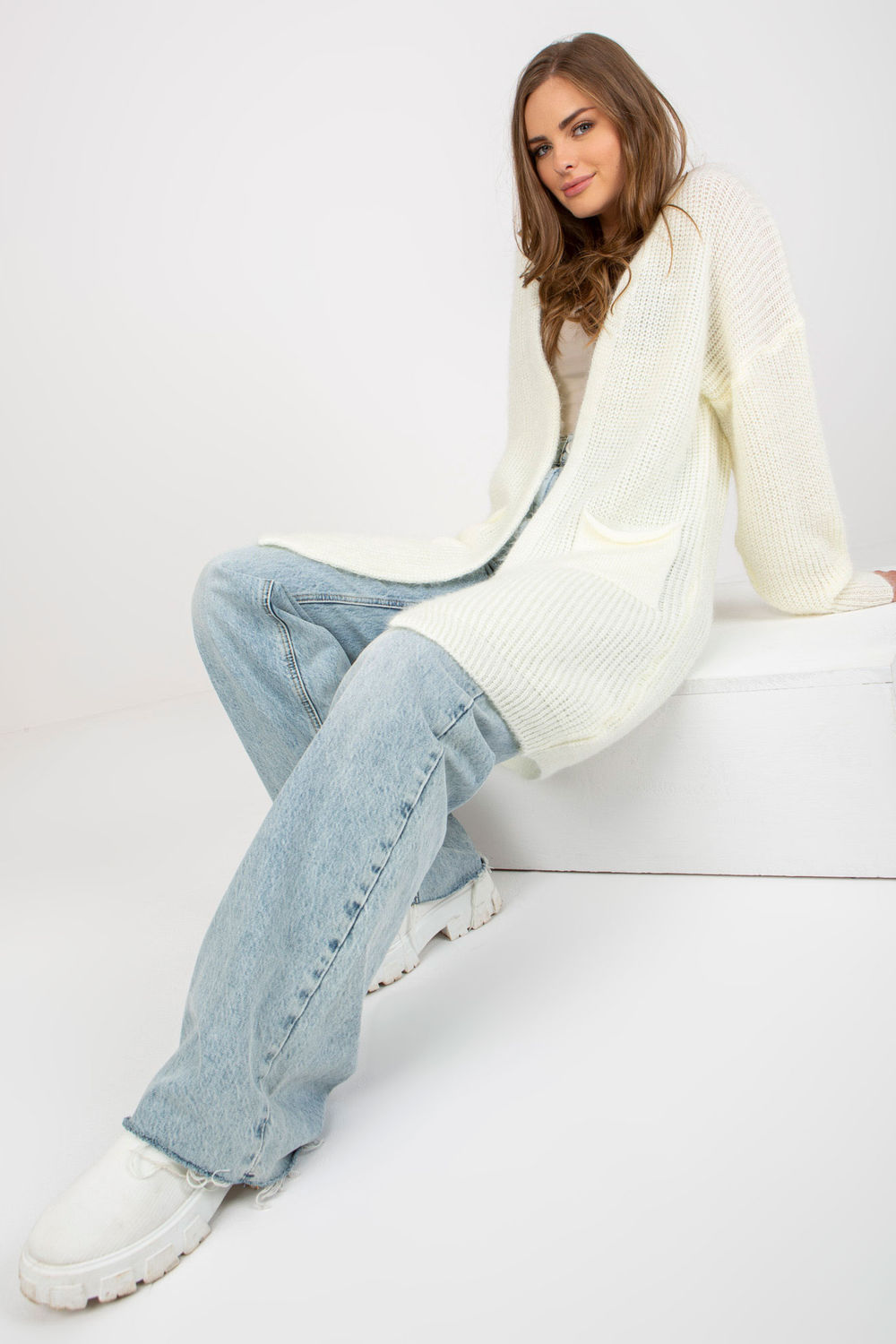 Sweter Kardigan Model TW-SW-BI-9019.82 Ecru - Och Bella170131 - Beżowy - obrazek 2