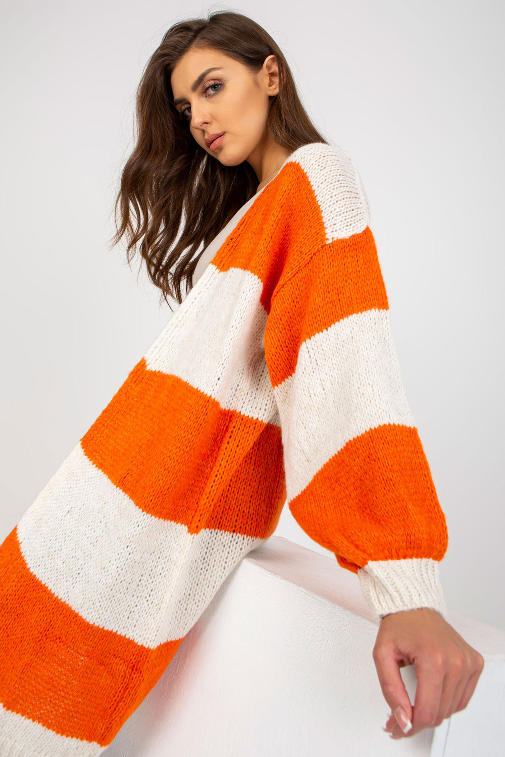Sweter Kardigan Model TW-SW-BI-M3022.29X Orange - Och Bella170739 - Pomarańczowy - obrazek 2