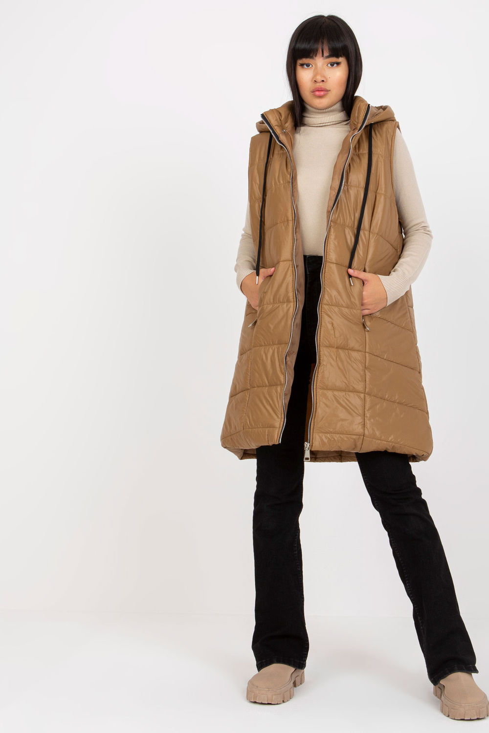 Kamizelka Model TW-KZ-BI-82019.09 Light Brown - Och Bella171263 - Brązowy